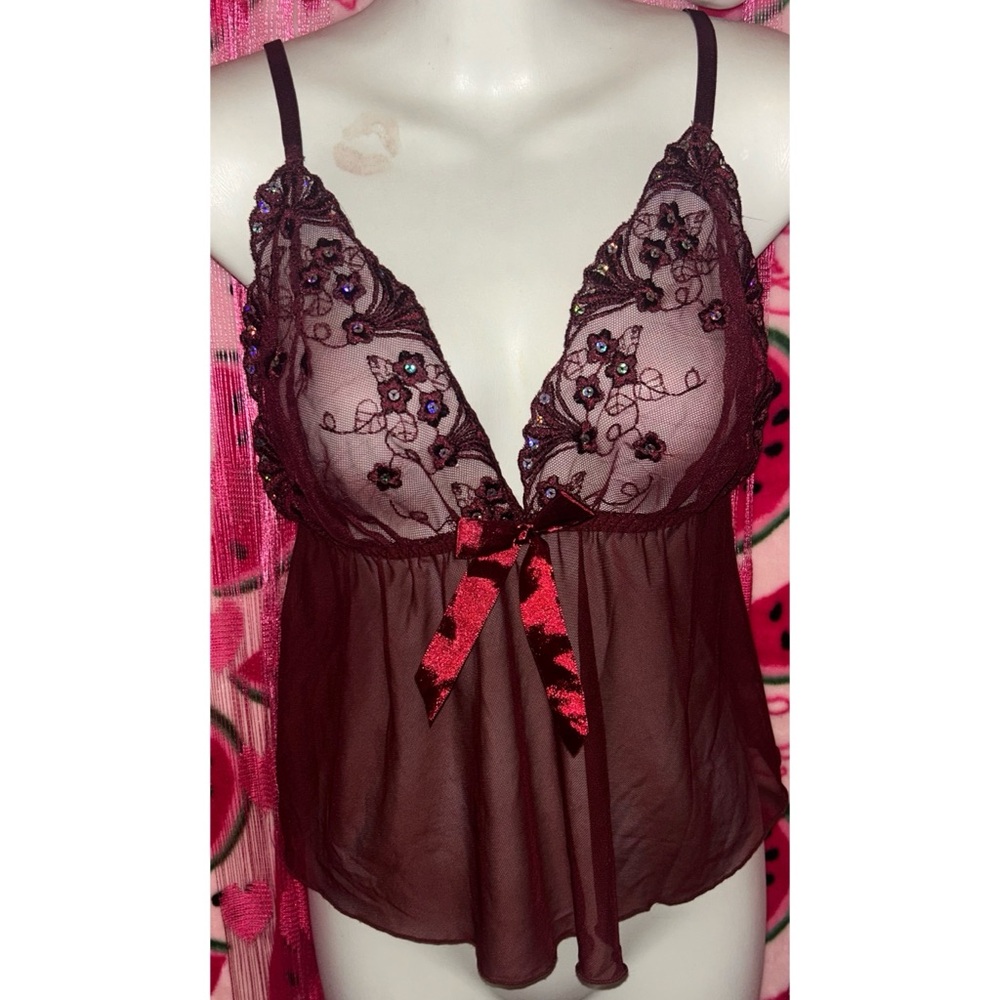 β€οΈ Elegant Burgundy Lace Babydoll Top